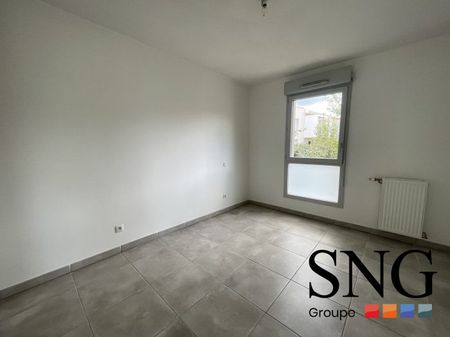 T2 AVEC TERRASSE, JARDIN ET PARKING - Photo 3