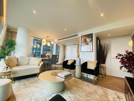 2 Bed Flat, Landmark West Tower, E14 - Photo 5