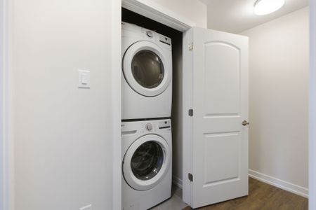 For Lease - 3284 Greenbank Road, Barrhaven, Ontario - Photo 3