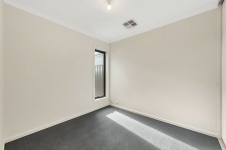 Modern Two-Bedroom New Build in Sought-After Golden Grove - Photo 4