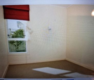 Yes truly sunny flat! - Photo 5