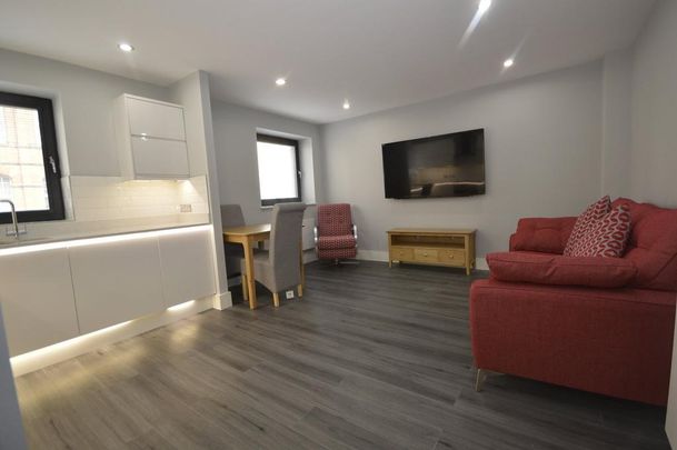1 bedroom flat to rent - Photo 1