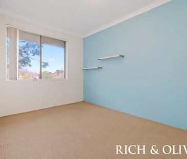18/119 Cavendish Street, Stanmore - Photo 3