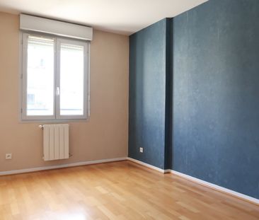 Location Appartement 3 pièces 64m² ST ETIENNE 42100 - Photo 3