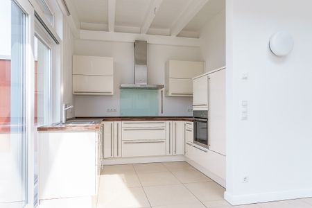 VERMIETET: Wo Raumgefühl auf Lebensqualität trifft - Photo 4