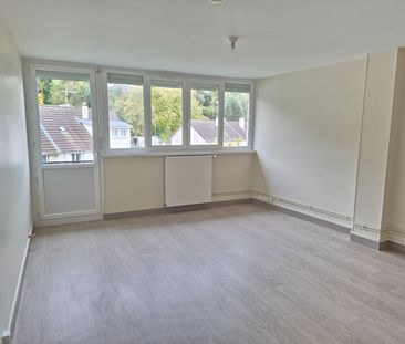 A LOUER Appartement 50000 Saint-Lô 1 pièce de 42 m² - Photo 2
