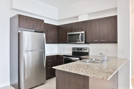 2 Bedrooms + Dinning - Photo 2