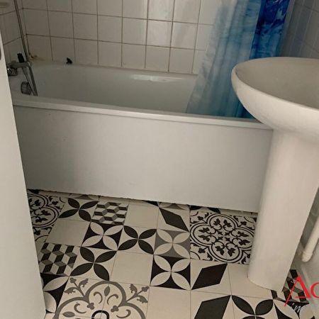 Location Appartement 2 pièces 37m² - Photo 4