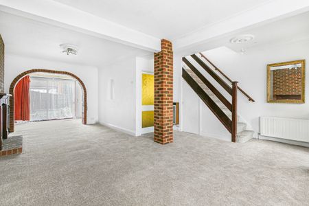 Hanworth Road, Whitton - Photo 2