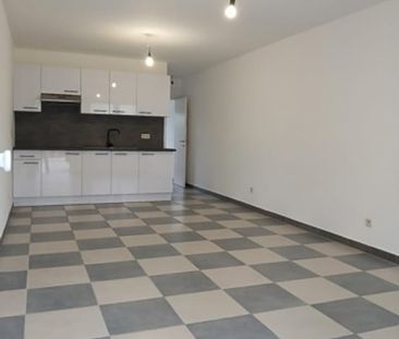 Appartement te huur - Photo 1