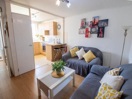 4 bedroom house to rent - Photo 2