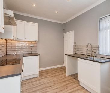 2 bedroom terraced house to rent - Photo 5