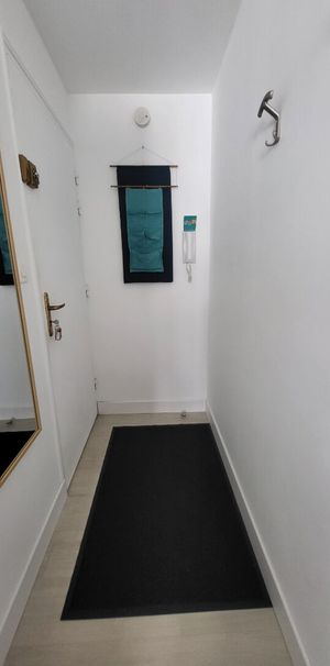 Location Appartement 1 pièce 19m² - Photo 1