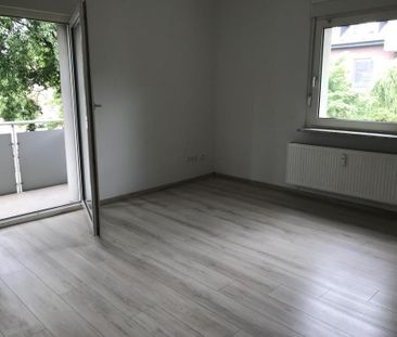 Demnächst frei! 2-Zimmer-Wohnung in Duisburg Huckingen - Photo 1