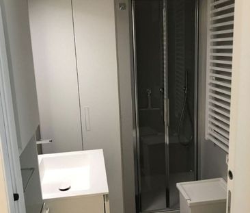 Beautiful 2.5-room apartment with furniture and parking in Vevey - Photo 3