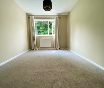 3 Bed Terraced House, Elmhurst Close, LS17 - Photo 6