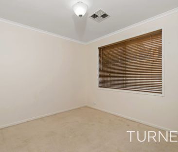 Spacious Family Home, Quiet Location, Freshly Painted. - Photo 1