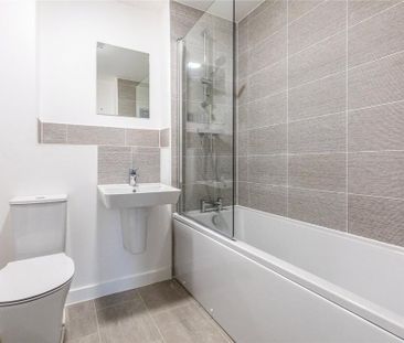 3 bedroom semi-detached house to rent - Photo 6