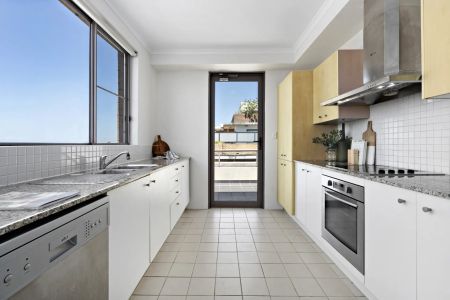 Unit 18/700-702 Princes Highway, Kogarah. - Photo 5