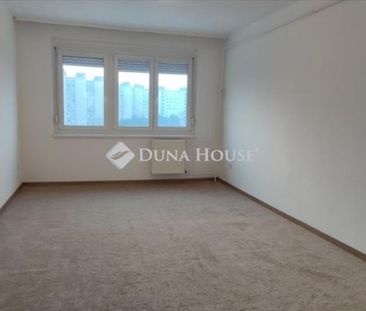 Kiadó újszerű állapotú panel lakás - Székesfehérvár - Photo 2