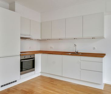 Stor 3-værelses lejebolig i 2 plan - centralt placeret i Vanløse - Foto 1