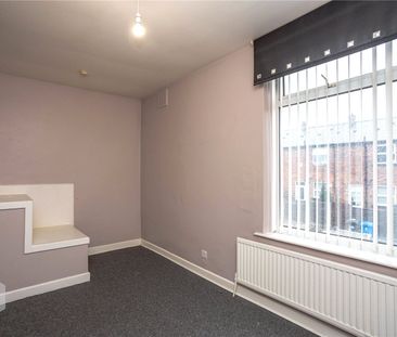 Afghan Street - Photo 2