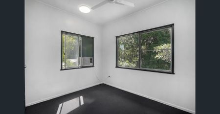 Spacious 3 Bedroom Home In Prime Location - Photo 4