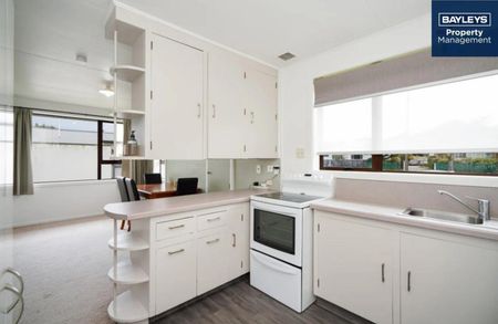 Family Home - Photo 3