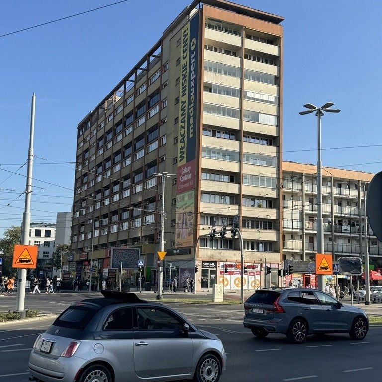 Kawalerka na Pl. Rodła w samym centrum Szczecina - Photo 1