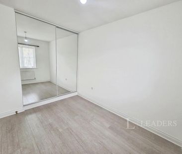 5 bedroom terraced house to rent - Photo 4