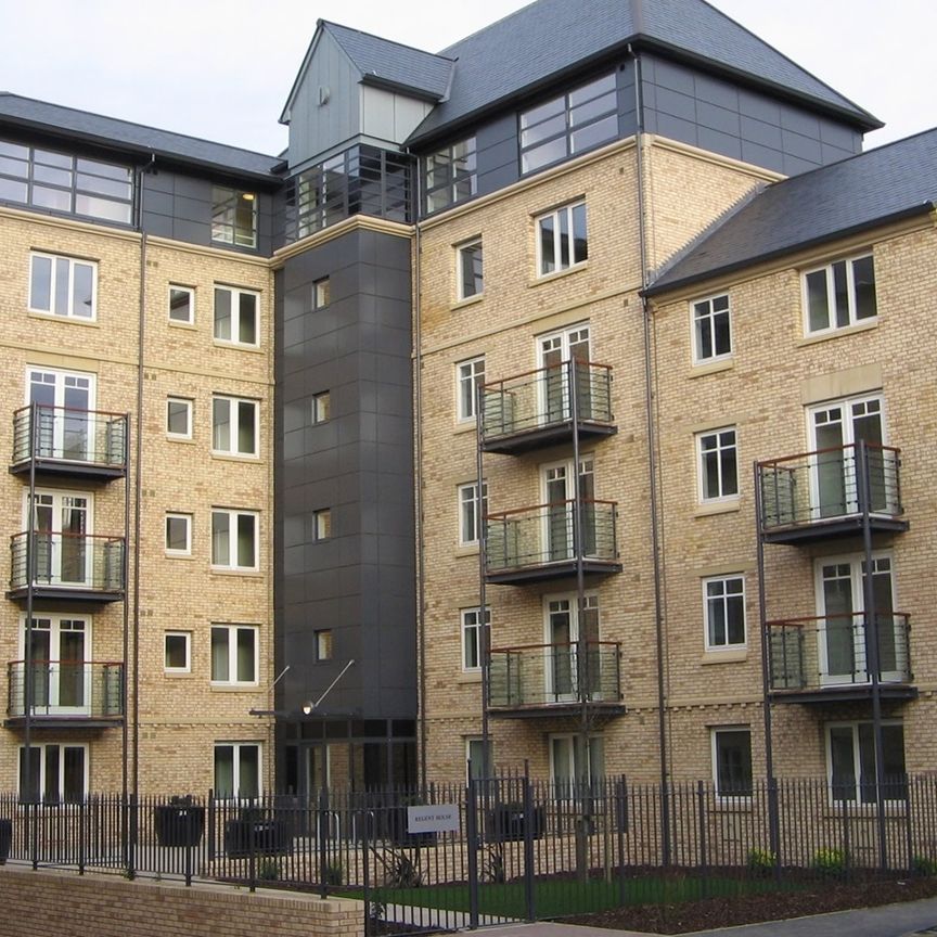 Studio Flat, Regent House, S6 - Photo 1