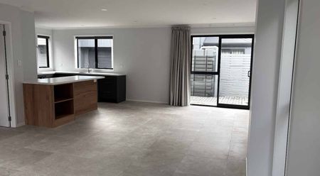 Near New Townhouse - Photo 3