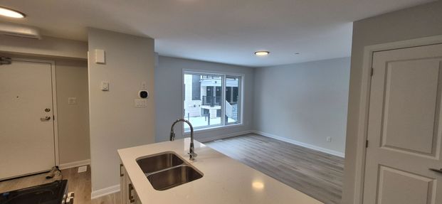 For Lease - 401 Glenroy Gilbert Drive Unit# 9, Barrhaven, Ontario - Photo 1