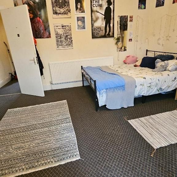 4 bedroom house to rent - Photo 1