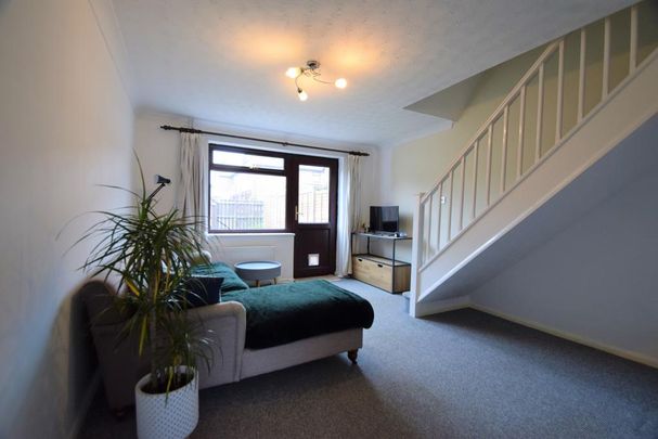 2 bedroom terraced house to rent - Photo 1