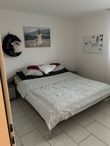 Helle moderne 5.5-Zimmer-Wohnung in Bassersdorf - Photo 3