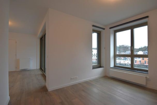 Appartement te huur - Photo 1