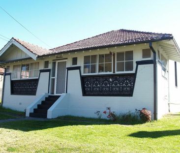 Private studio room with private kitchen in the tidy boarding house. - Photo 4