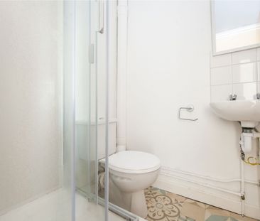 studio to rent Cheltenham, GL50 - Photo 2