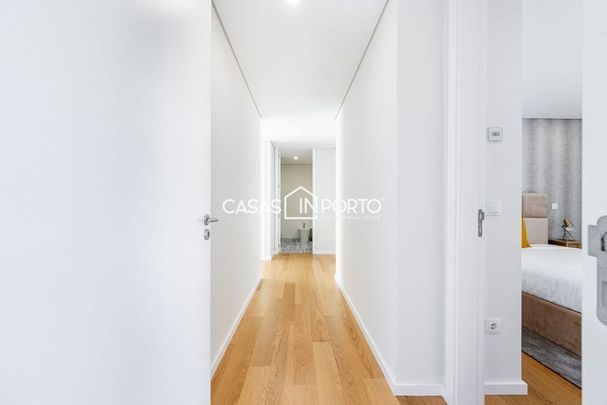 Luxury Apartment for rent in Porto, Portugal - Photo 1