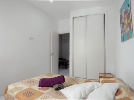 Apartamento de alquiler en Puerta del Ángel - Photo 2