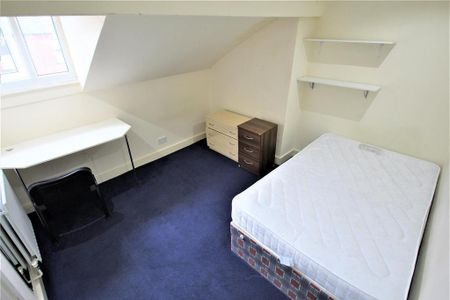 5 bedroom terraced house to rent - Photo 3