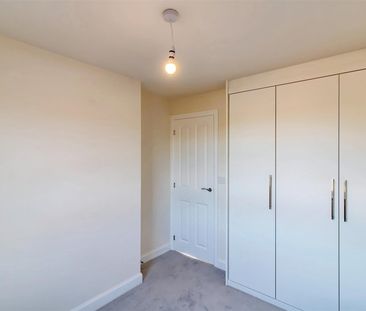 3 Bedroom House - End Terrace - Photo 4