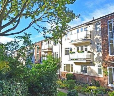 Riverview Heights, Eglinton Hill, Shooters Hill, London, SE18 - Photo 3