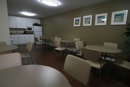 Cedarpoint Apartments - Photo 4