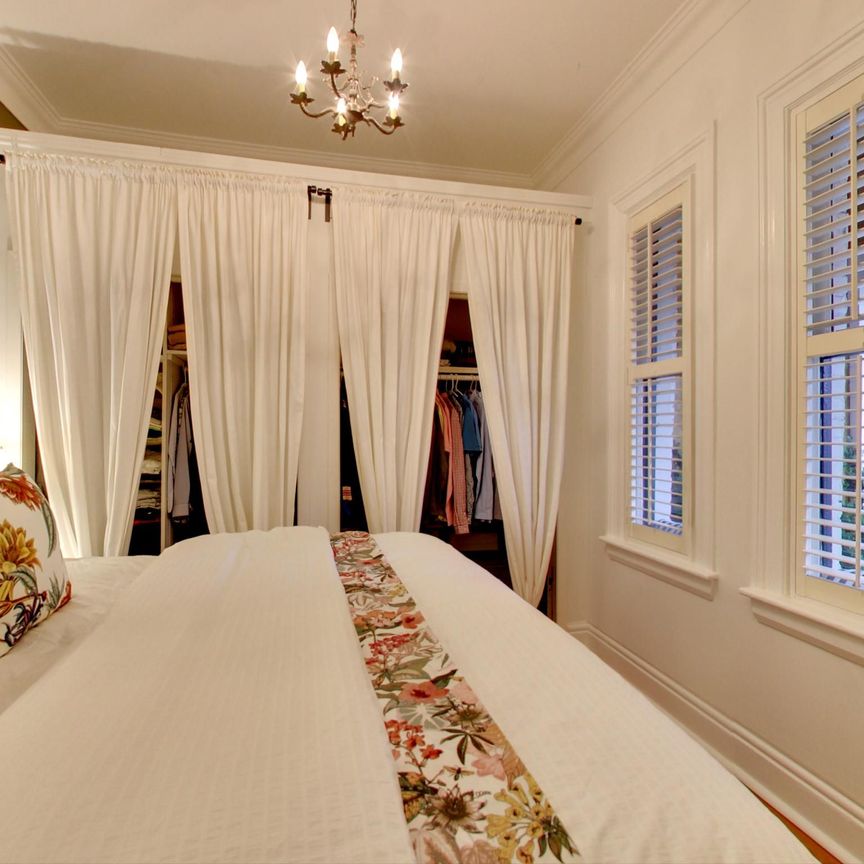 For Lease - 50 Lippincott Street, Toronto, Ontario - Photo 1