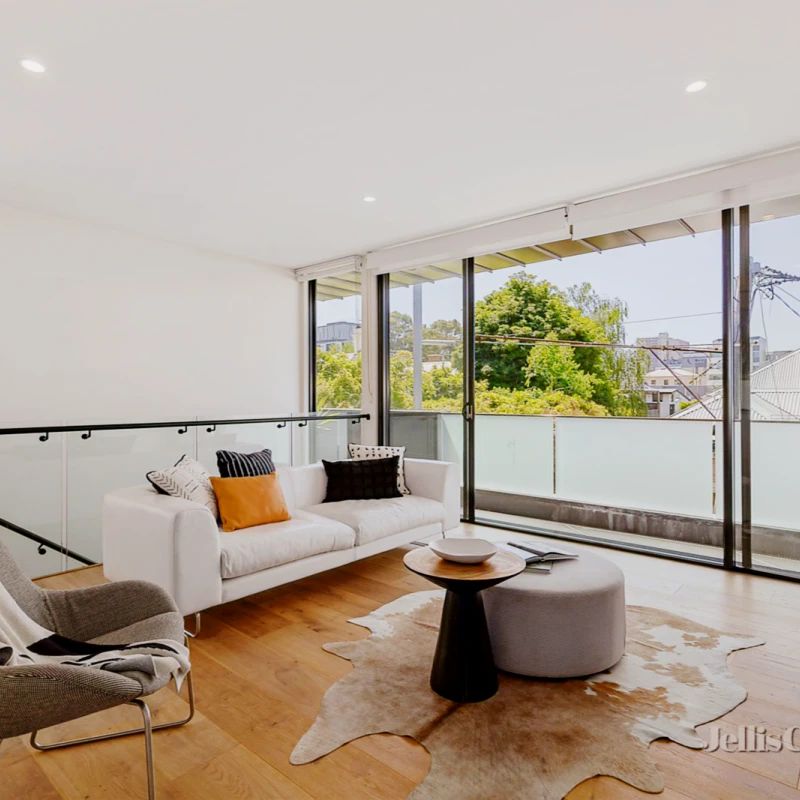 2 Bed, 2 Bath - Photo 1