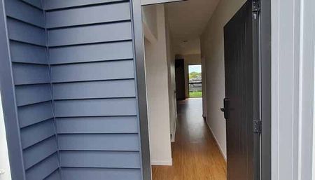 3 Bedroom 2 Bathroom Townhouse - Photo 5