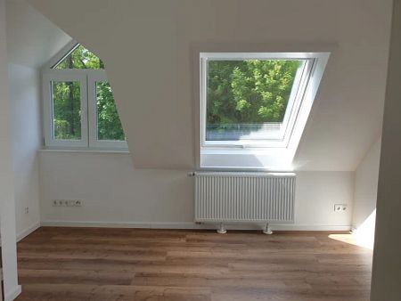 Perfekt zum Wohnen und Arbeiten - Kernsanierte Altbauwohnung - Foto 5