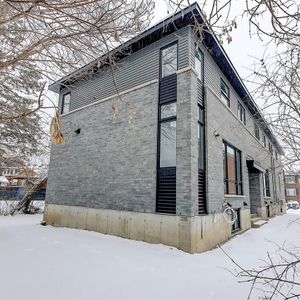 Grande Maison De Ville Sur 3 étages 3CAC 1350 P2 - Disponible - Photo 2